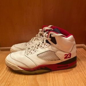Air Jordan 5 Retro “Fire Red”